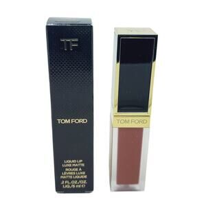 Tom Ford Liquid Lip Luxe Matte 122 Smitten